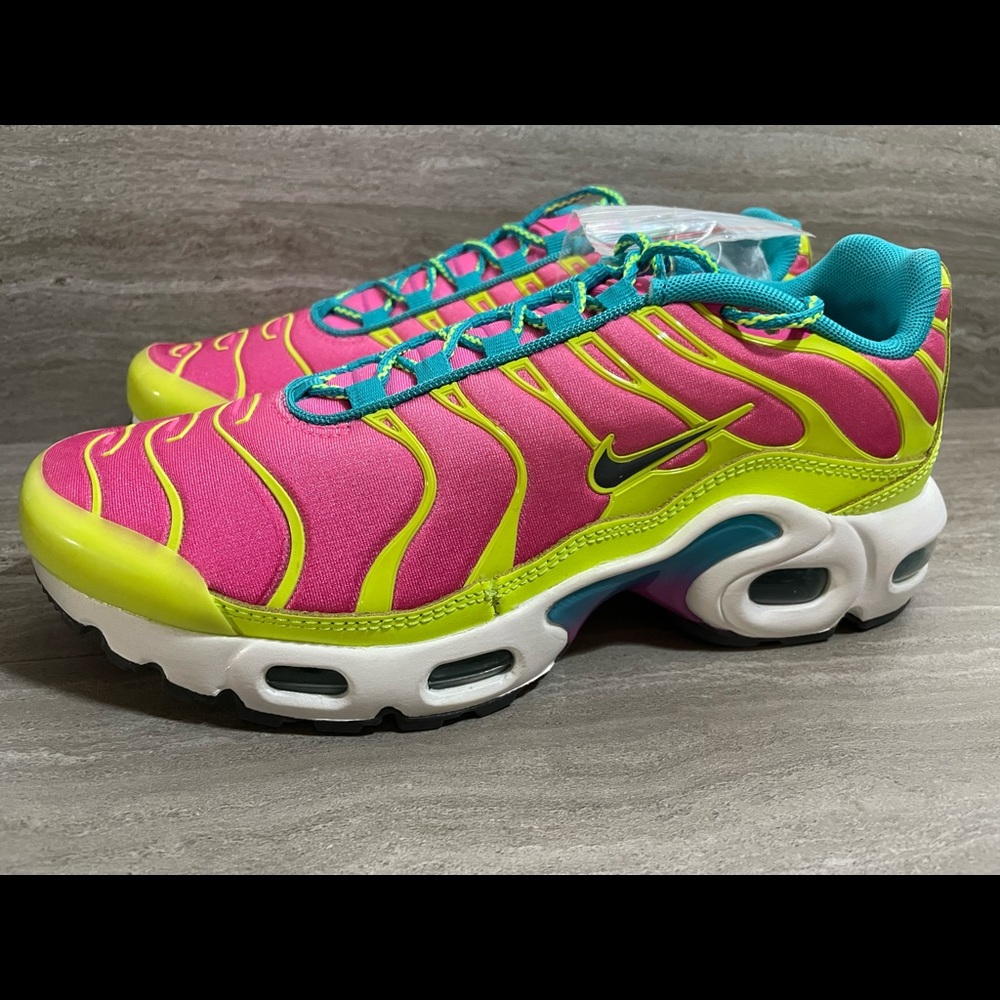NEW Air Max Plus OG Pink/Volt GS Watermelon Women’s Sneakers Mulitcolor